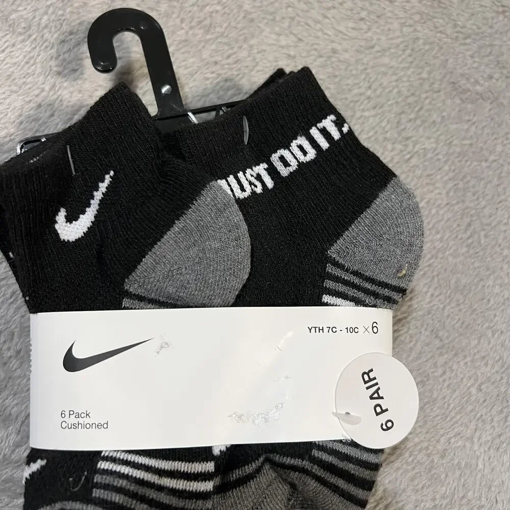 Nike Socks Youth 7C-10C Black Gray Cushioned Ankle 6 Pack Just Do It No Show